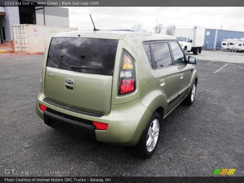 Alien Green / Black Soul Logo Cloth 2010 Kia Soul +