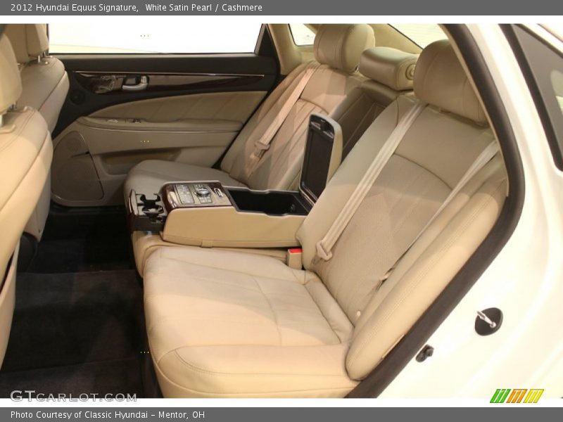 White Satin Pearl / Cashmere 2012 Hyundai Equus Signature