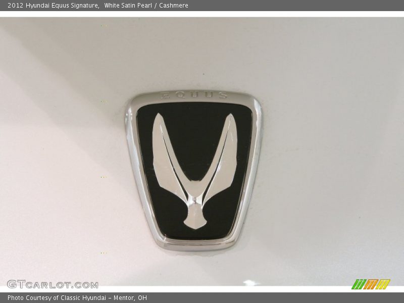  2012 Equus Signature Logo