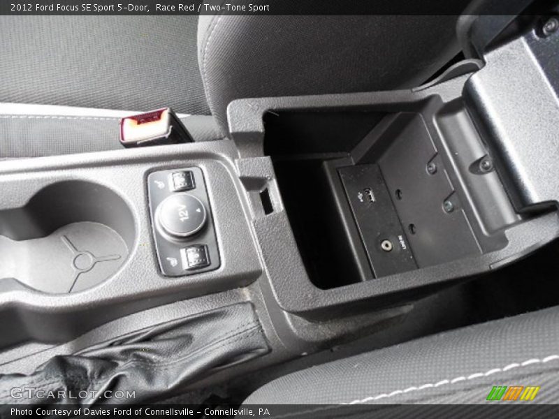 Race Red / Two-Tone Sport 2012 Ford Focus SE Sport 5-Door