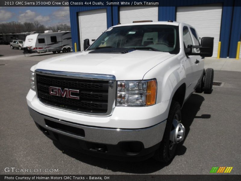 Summit White / Dark Titanium 2013 GMC Sierra 3500HD Crew Cab Chassis 4x4 Dually