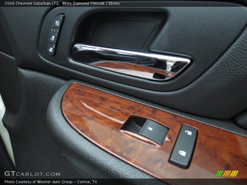 Controls of 2009 Suburban LTZ