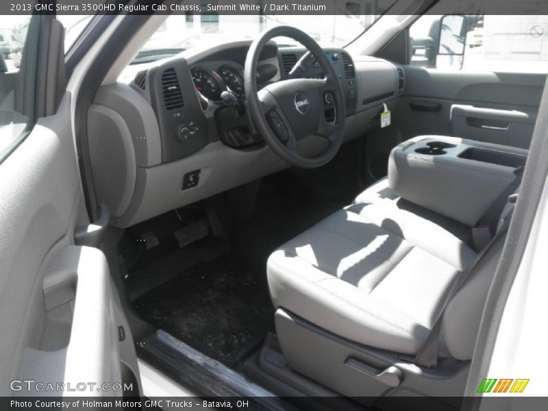Summit White / Dark Titanium 2013 GMC Sierra 3500HD Regular Cab Chassis