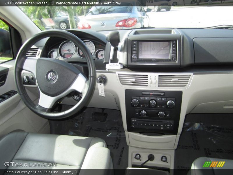 Pomegranate Red Metallic / Aero Gray 2010 Volkswagen Routan SE