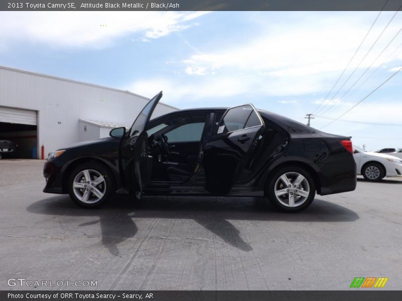 Attitude Black Metallic / Black/Ash 2013 Toyota Camry SE