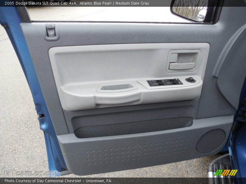 Atlantic Blue Pearl / Medium Slate Gray 2005 Dodge Dakota SLT Quad Cab 4x4
