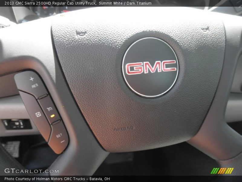 Summit White / Dark Titanium 2013 GMC Sierra 2500HD Regular Cab Utility Truck