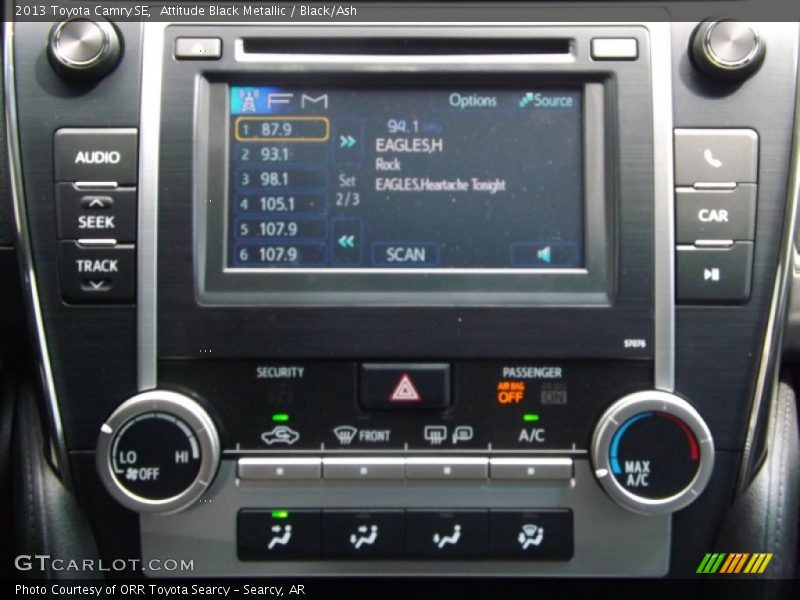 Attitude Black Metallic / Black/Ash 2013 Toyota Camry SE