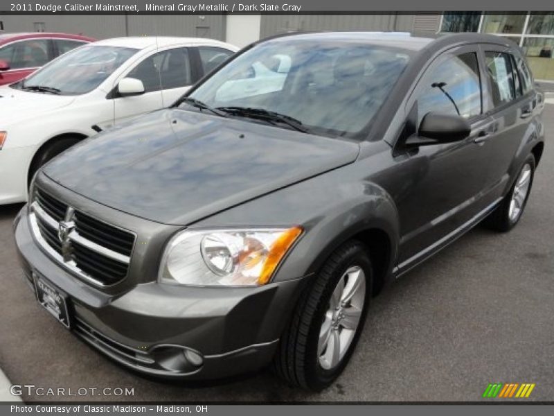 Mineral Gray Metallic / Dark Slate Gray 2011 Dodge Caliber Mainstreet