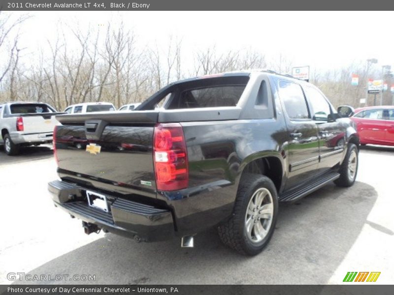 Black / Ebony 2011 Chevrolet Avalanche LT 4x4