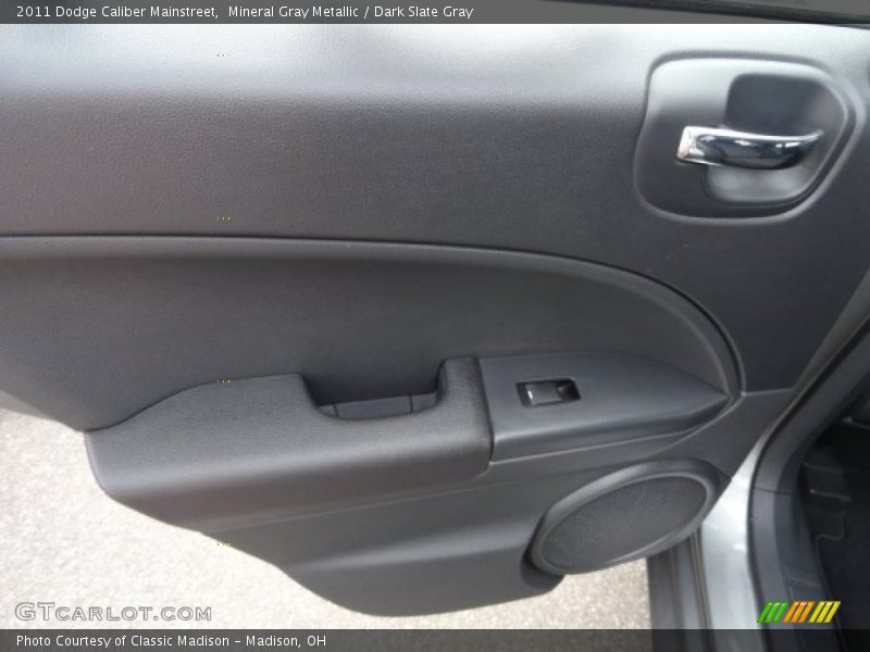 Mineral Gray Metallic / Dark Slate Gray 2011 Dodge Caliber Mainstreet