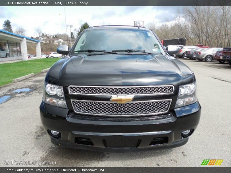 Black / Ebony 2011 Chevrolet Avalanche LT 4x4