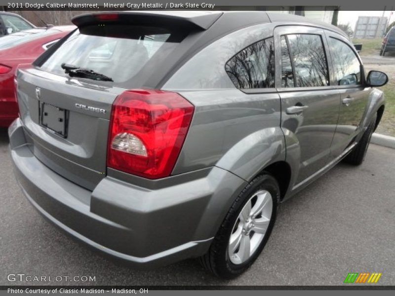 Mineral Gray Metallic / Dark Slate Gray 2011 Dodge Caliber Mainstreet