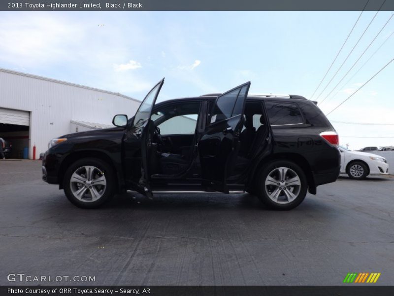 Black / Black 2013 Toyota Highlander Limited