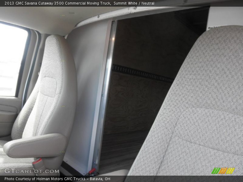 Summit White / Neutral 2013 GMC Savana Cutaway 3500 Commercial Moving Truck