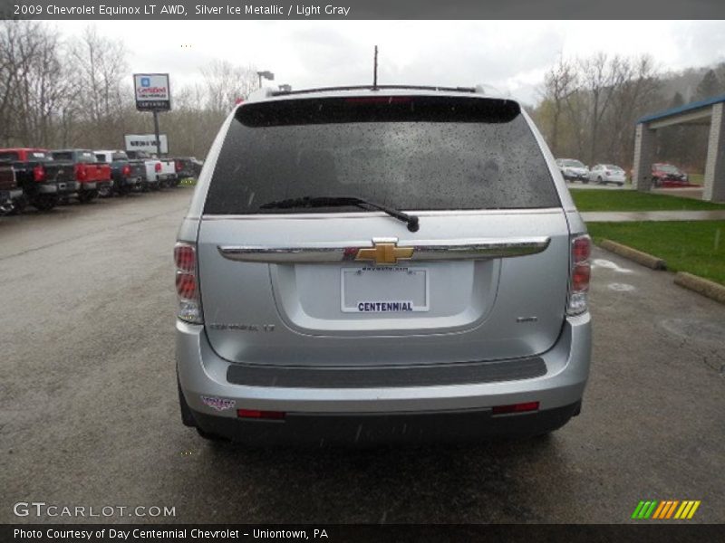 Silver Ice Metallic / Light Gray 2009 Chevrolet Equinox LT AWD