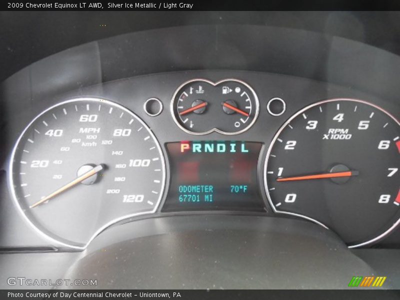 Silver Ice Metallic / Light Gray 2009 Chevrolet Equinox LT AWD
