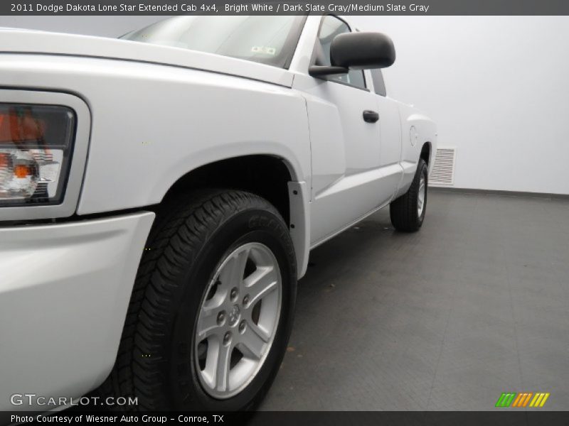 Bright White / Dark Slate Gray/Medium Slate Gray 2011 Dodge Dakota Lone Star Extended Cab 4x4