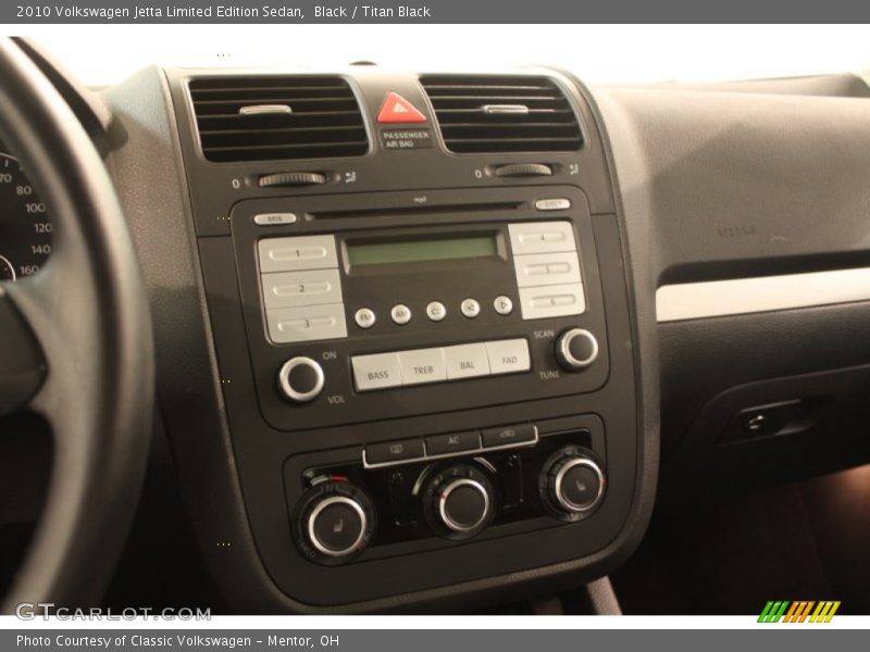 Black / Titan Black 2010 Volkswagen Jetta Limited Edition Sedan