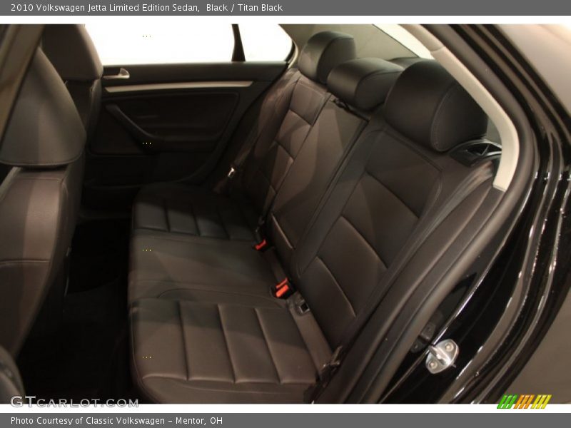 Black / Titan Black 2010 Volkswagen Jetta Limited Edition Sedan