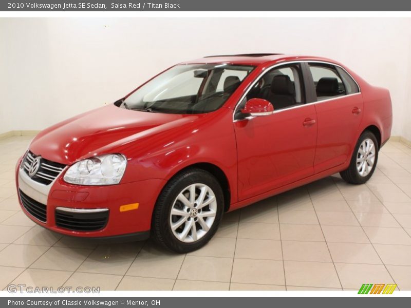 Front 3/4 View of 2010 Jetta SE Sedan