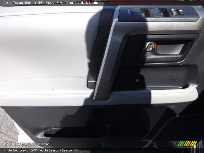 Classic Silver Metallic / Black Leather 2013 Toyota 4Runner SR5