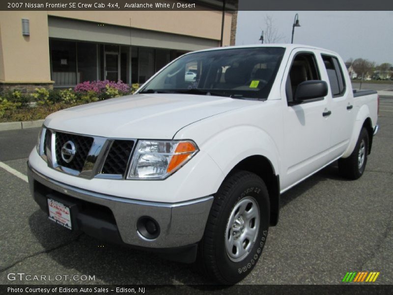 Avalanche White / Desert 2007 Nissan Frontier SE Crew Cab 4x4