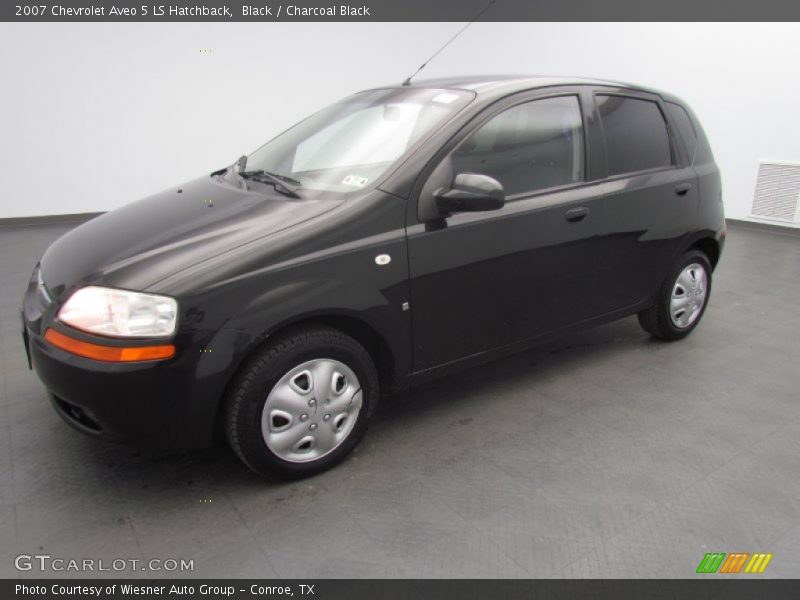 Front 3/4 View of 2007 Aveo 5 LS Hatchback