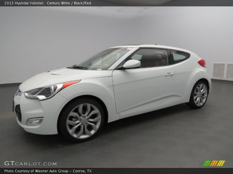 Front 3/4 View of 2013 Veloster 