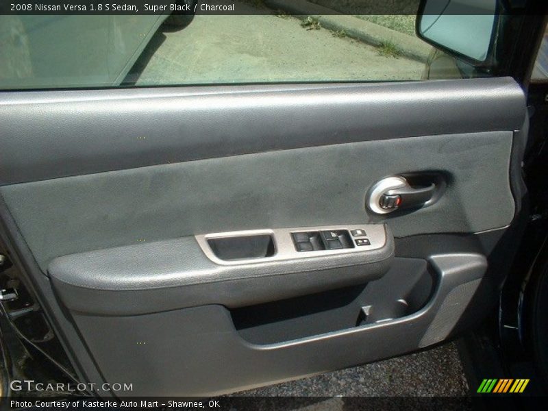 Super Black / Charcoal 2008 Nissan Versa 1.8 S Sedan