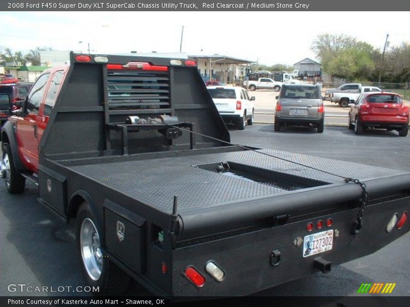Red Clearcoat / Medium Stone Grey 2008 Ford F450 Super Duty XLT SuperCab Chassis Utility Truck