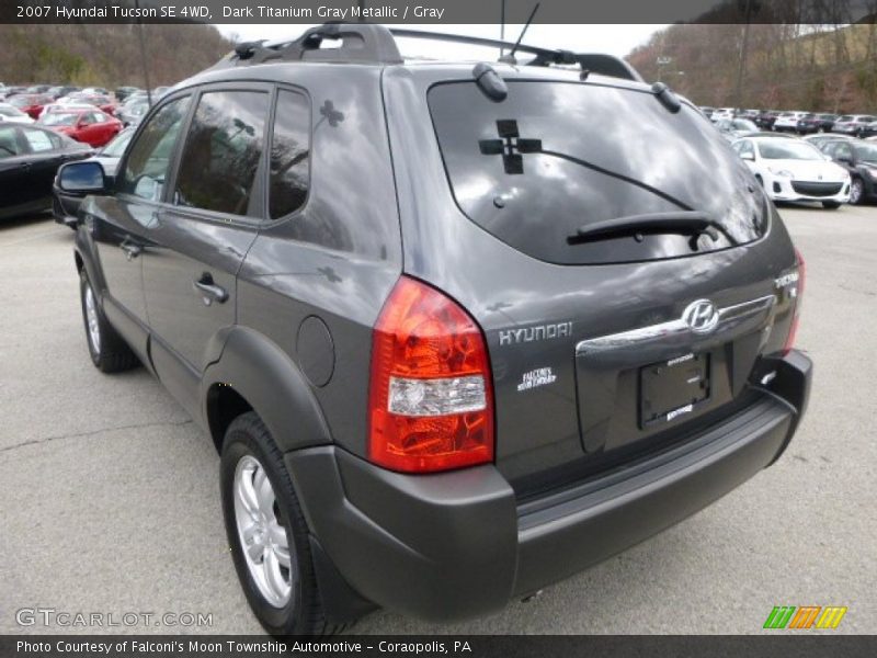 Dark Titanium Gray Metallic / Gray 2007 Hyundai Tucson SE 4WD