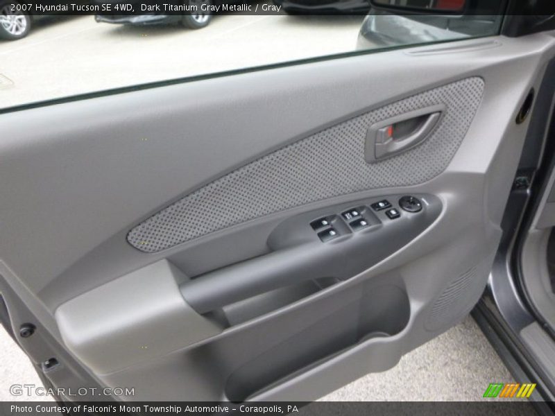 Dark Titanium Gray Metallic / Gray 2007 Hyundai Tucson SE 4WD