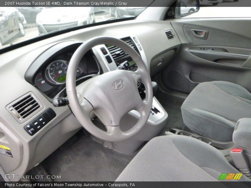 Dark Titanium Gray Metallic / Gray 2007 Hyundai Tucson SE 4WD