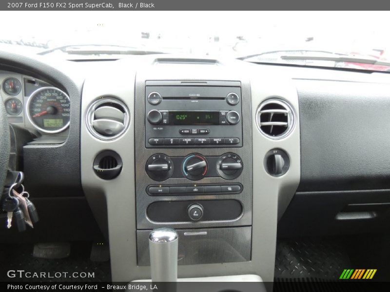 Controls of 2007 F150 FX2 Sport SuperCab