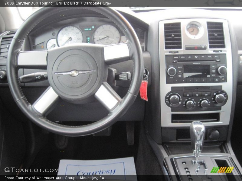 Brilliant Black / Dark Slate Gray 2009 Chrysler 300 Touring