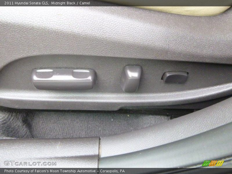 Midnight Black / Camel 2011 Hyundai Sonata GLS