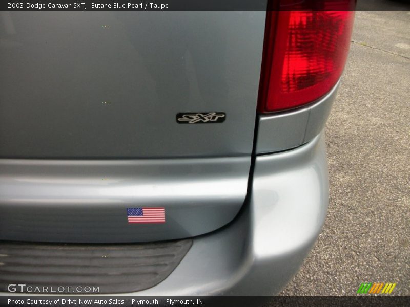 Butane Blue Pearl / Taupe 2003 Dodge Caravan SXT