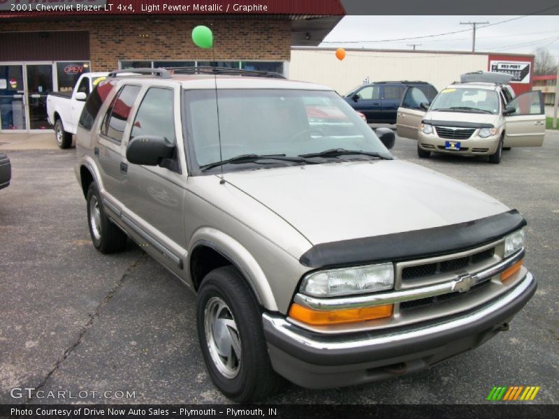 Light Pewter Metallic / Graphite 2001 Chevrolet Blazer LT 4x4