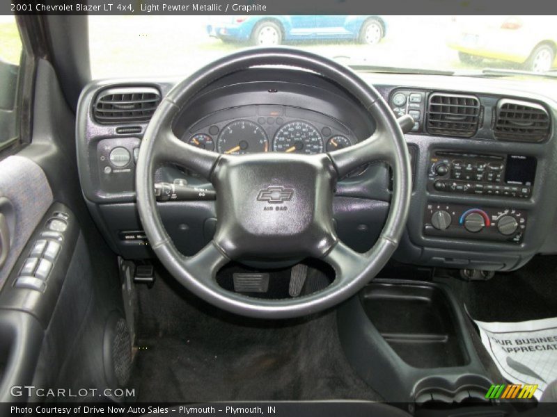 Light Pewter Metallic / Graphite 2001 Chevrolet Blazer LT 4x4