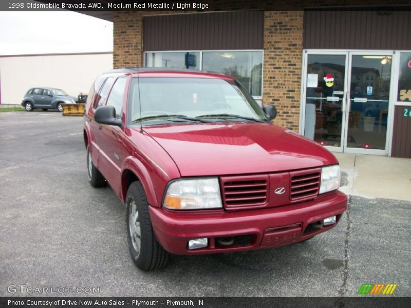 Front 3/4 View of 1998 Bravada AWD