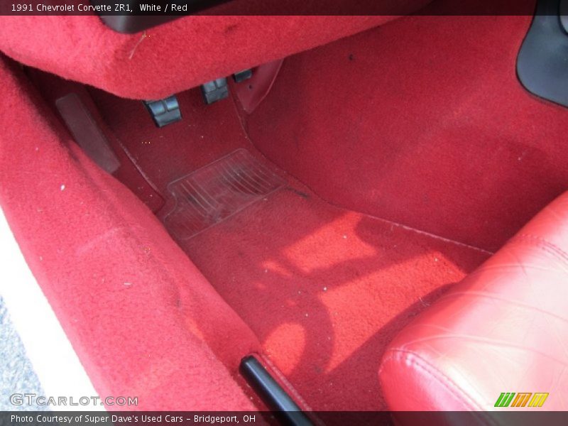 White / Red 1991 Chevrolet Corvette ZR1