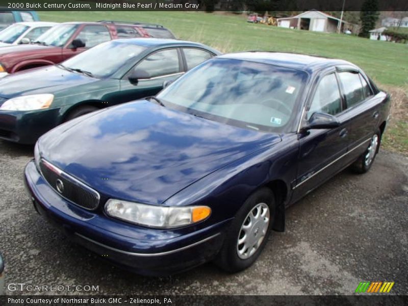 Front 3/4 View of 2000 Century Custom