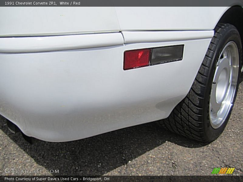 White / Red 1991 Chevrolet Corvette ZR1