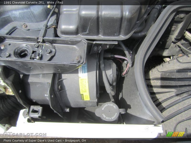 White / Red 1991 Chevrolet Corvette ZR1