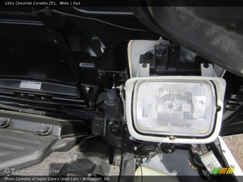 White / Red 1991 Chevrolet Corvette ZR1