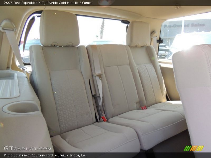 Pueblo Gold Metallic / Camel 2007 Ford Expedition XLT