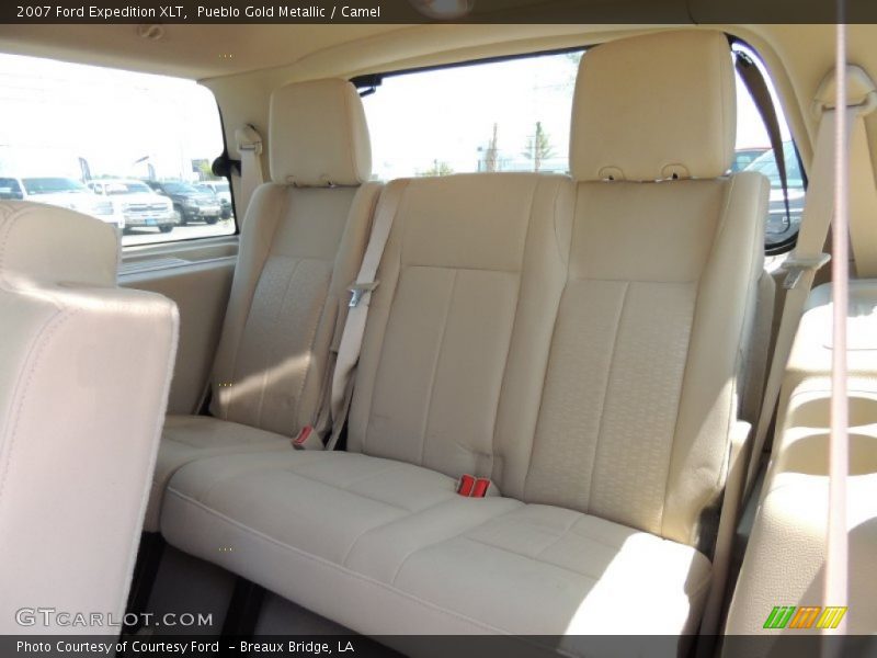 Pueblo Gold Metallic / Camel 2007 Ford Expedition XLT