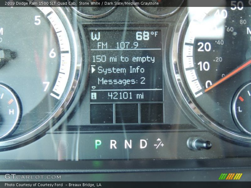 Stone White / Dark Slate/Medium Graystone 2009 Dodge Ram 1500 SLT Quad Cab