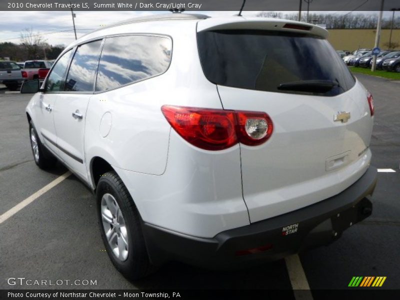 Summit White / Dark Gray/Light Gray 2010 Chevrolet Traverse LS